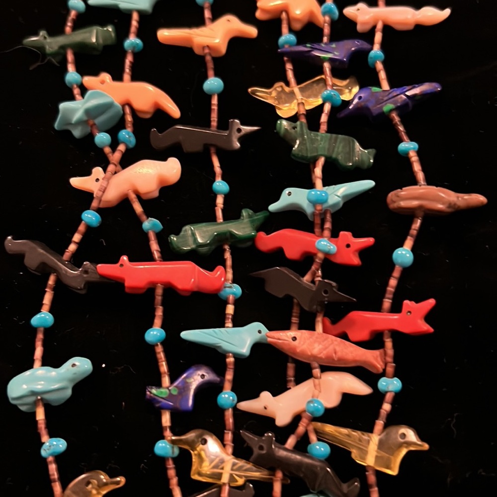 Vintage Native American Southwest multi strand carved gemstone necklace 32” - Picture 3 of 13